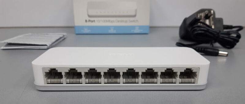 هاب شبکه 8 پورت D-LINK مدل 1008c gallery4